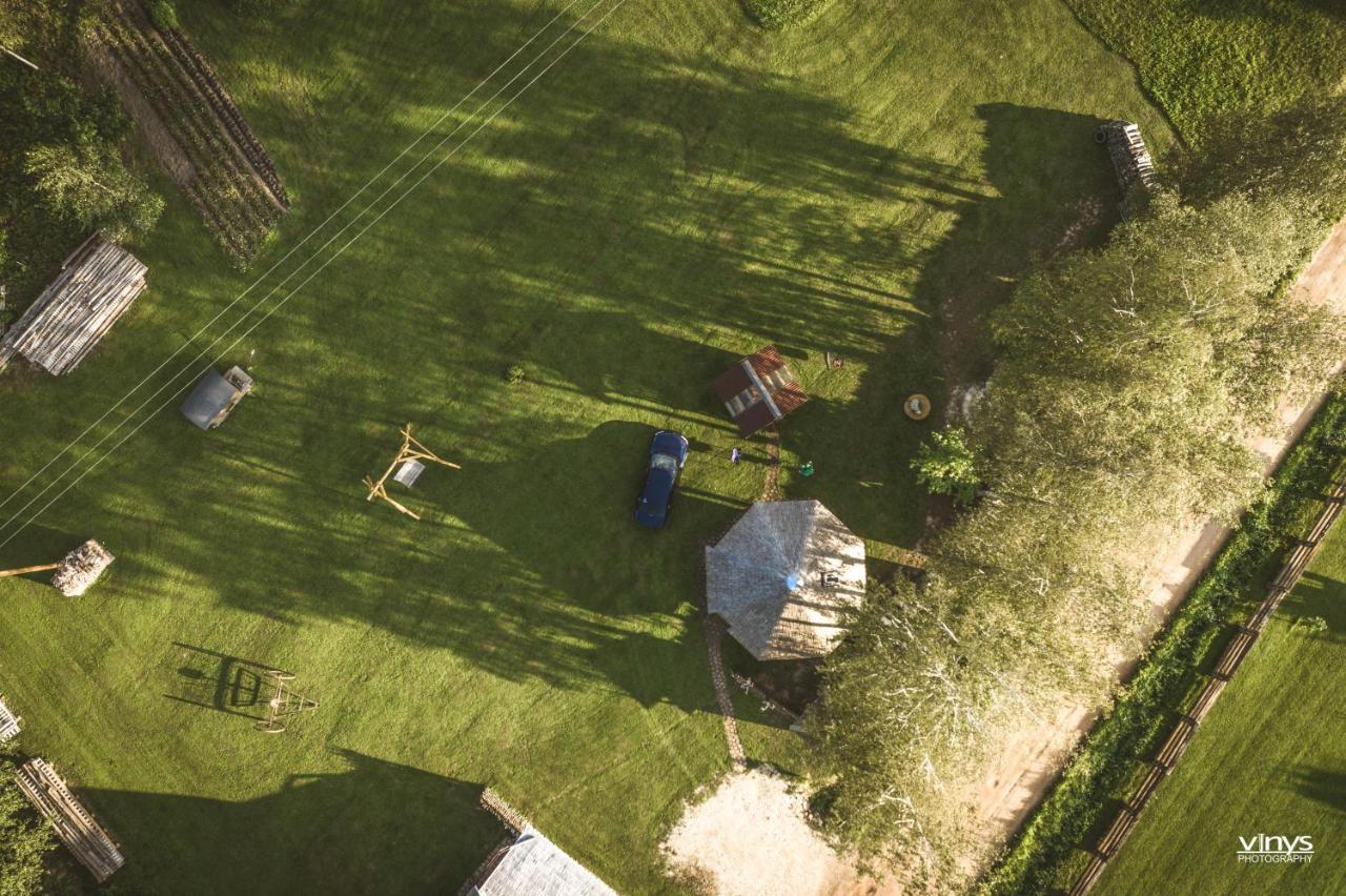 Perkonu Namins Villa Balvi Kültér fotó