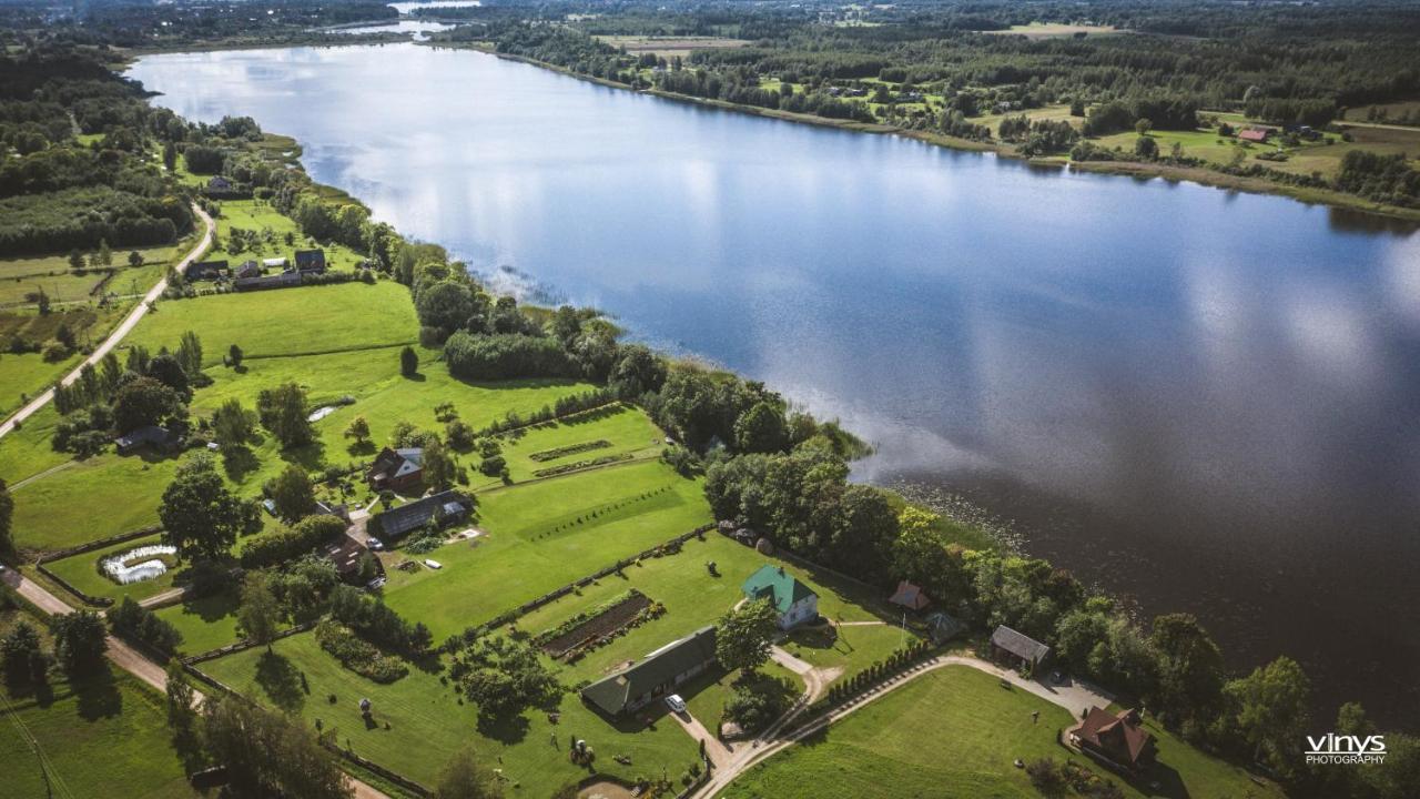 Perkonu Namins Villa Balvi Kültér fotó