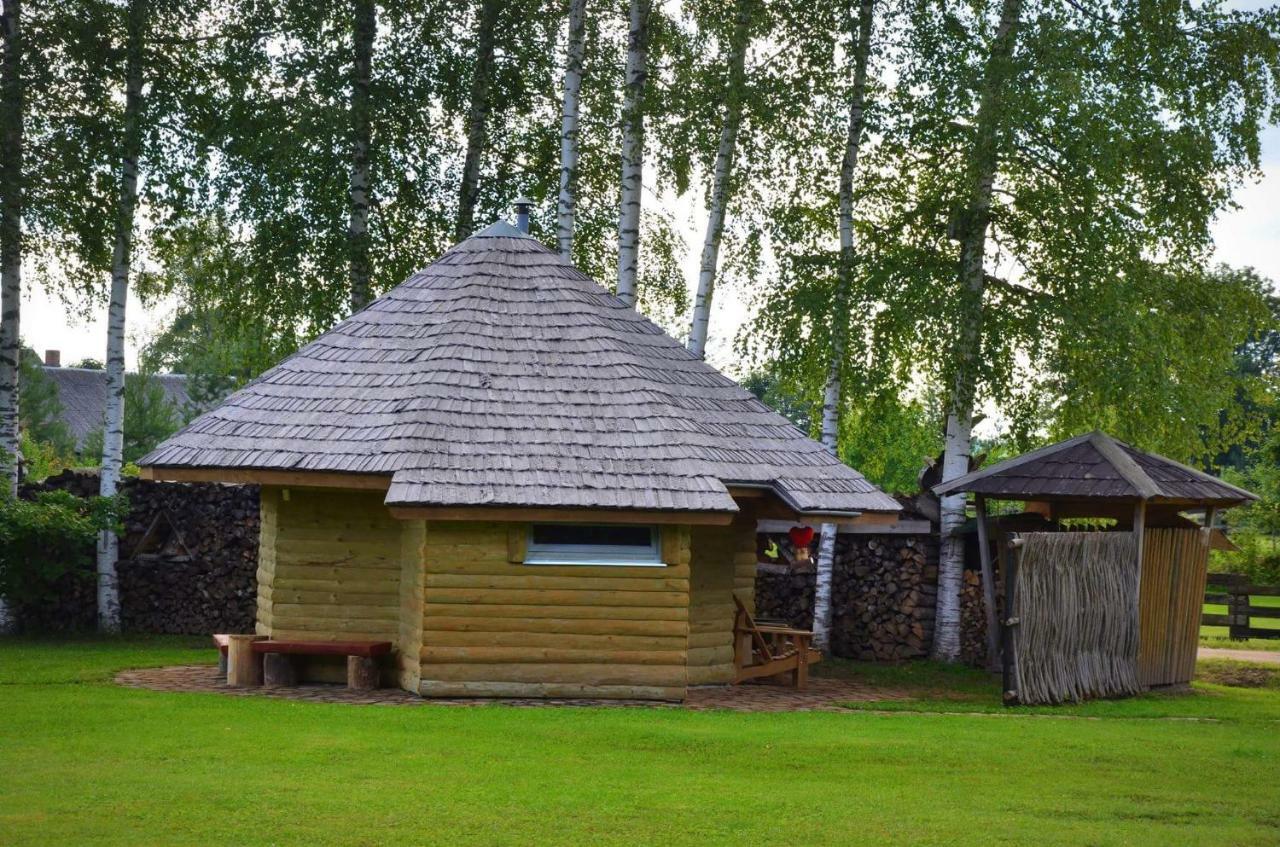 Perkonu Namins Villa Balvi Kültér fotó