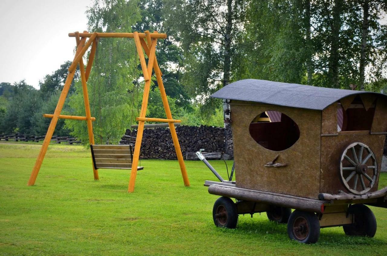 Perkonu Namins Villa Balvi Kültér fotó
